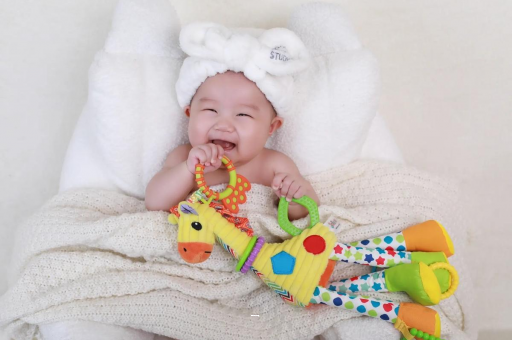 运城宝宝为什么会吐奶